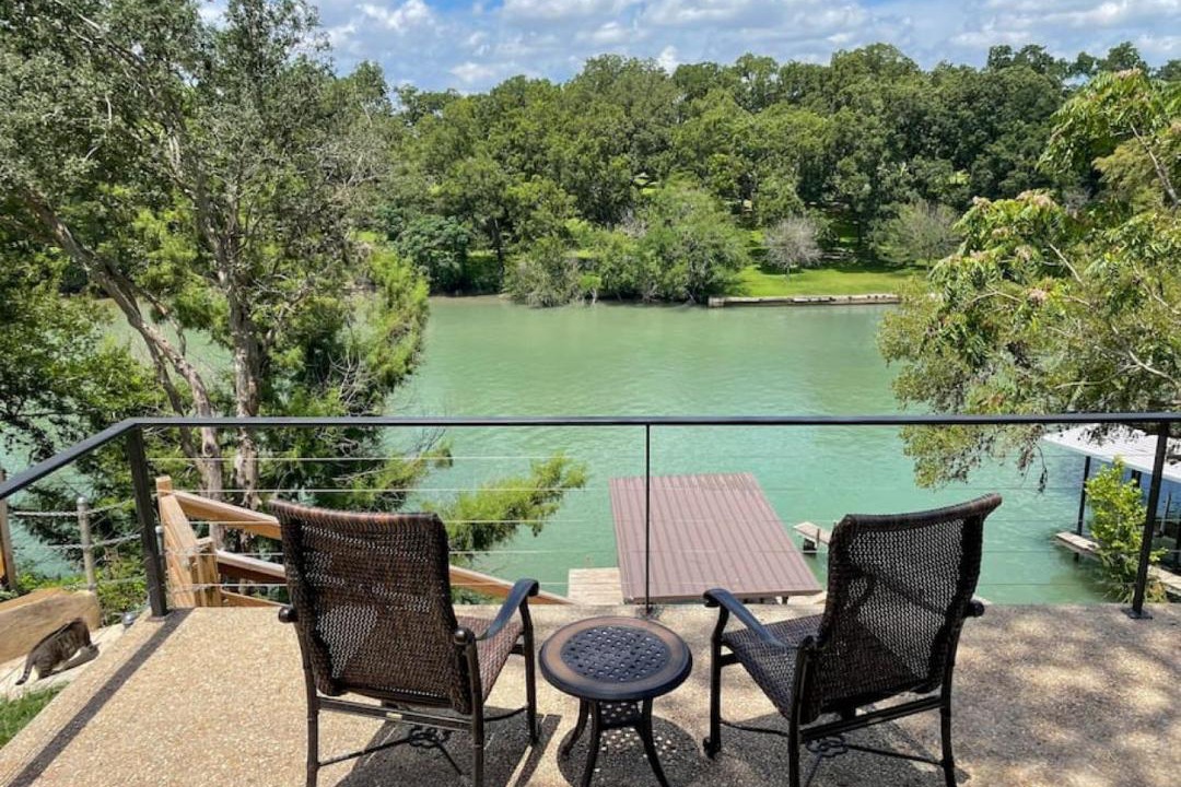 Photo of Patio Balcony in McQueeney