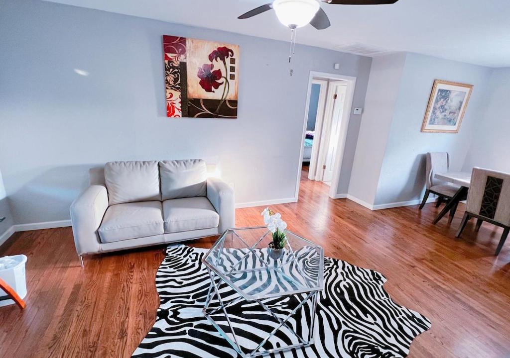 Photo of Livingroom in Central Oklahoma City