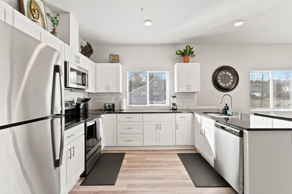 Photo of Kitchen in South Perry District