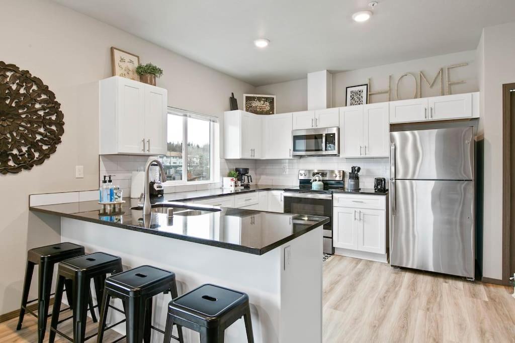 Photo of Kitchen in South Perry District