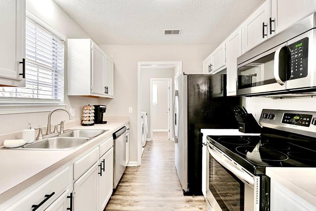 Photo of Kitchen in Huntcliff