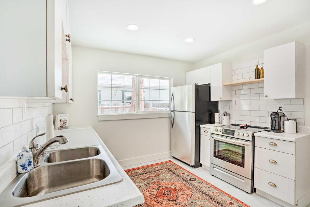 Photo of Kitchen in South Perry District