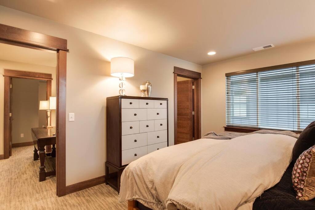 Photo of Bedroom in Bozeman