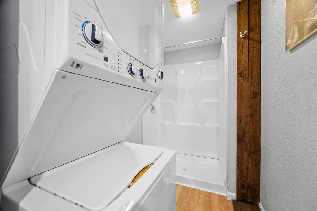 Photo of Bathroom in South Side Flats
