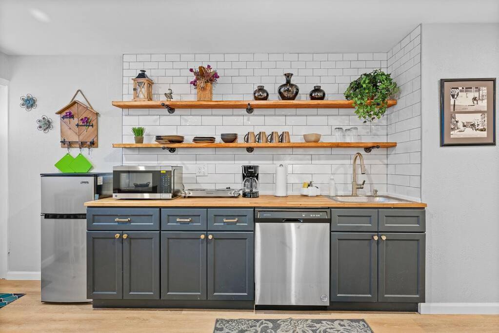 Photo of Kitchen in South Side Flats