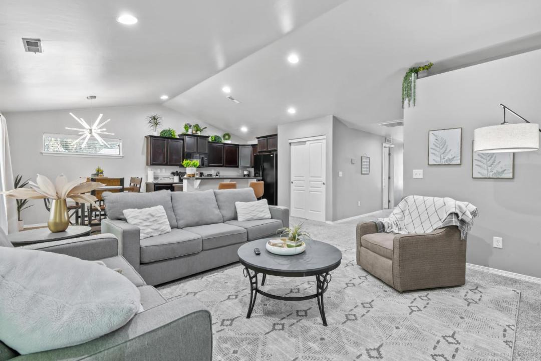 Photo of Livingroom in Nampa