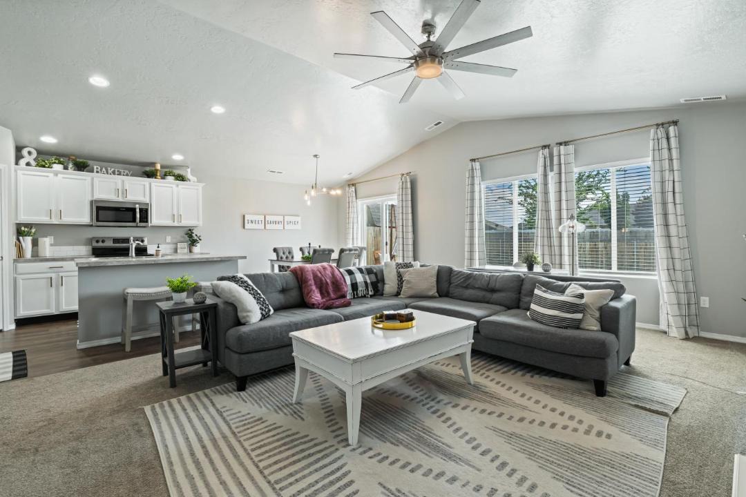 Photo of Livingroom in Nampa