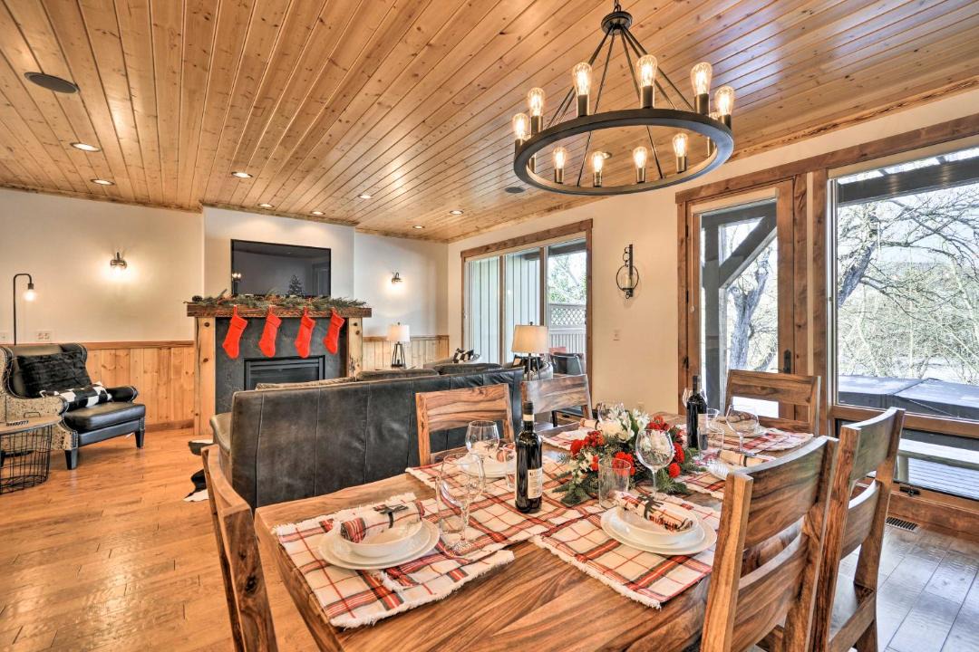 Photo of Livingroom in Red Lodge