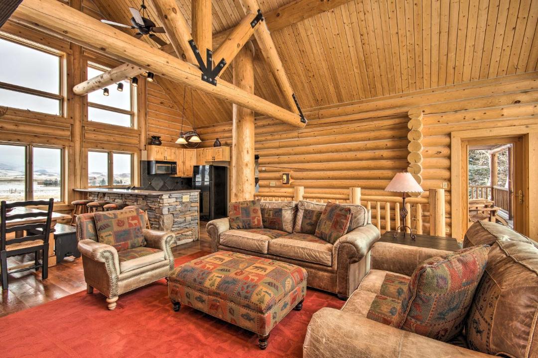 Photo of Livingroom in Livingston