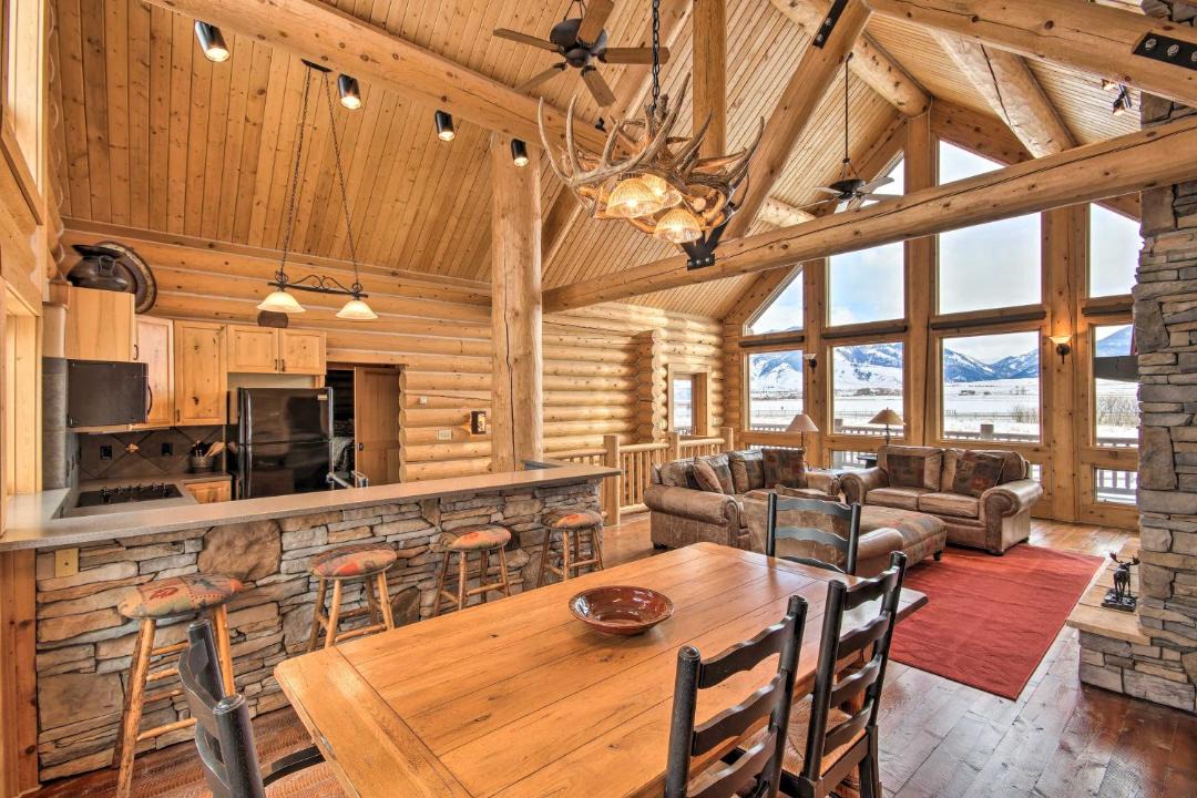 Photo of Livingroom in Livingston