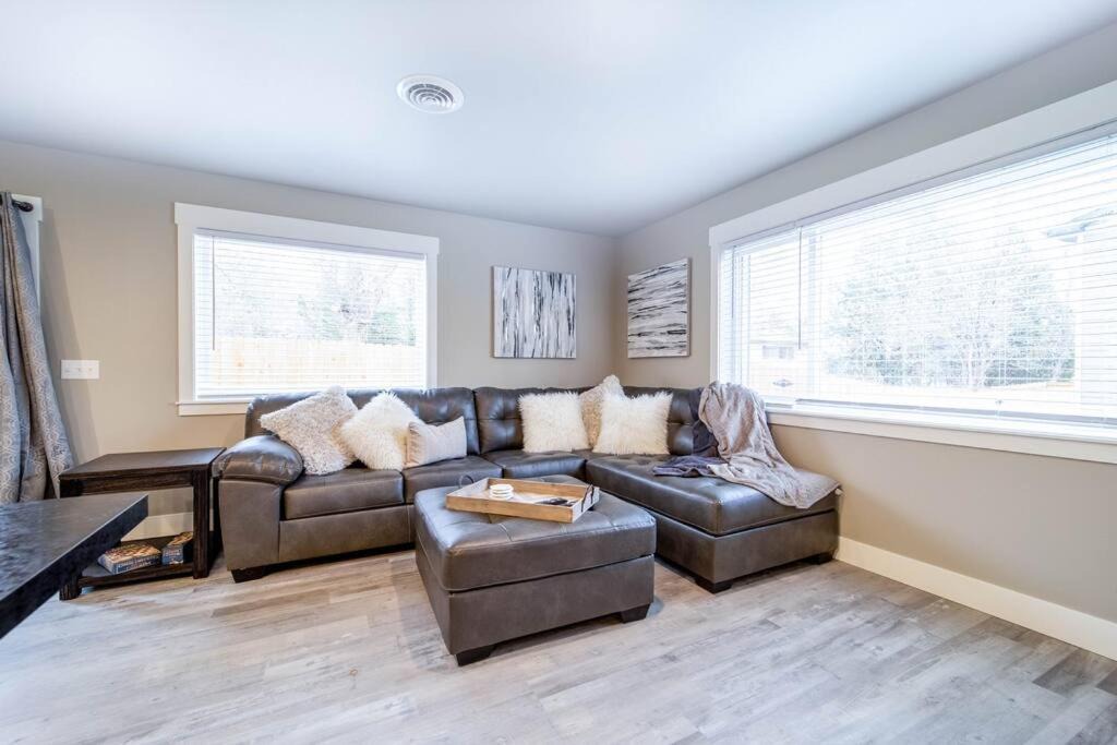 Photo of Livingroom in North Park