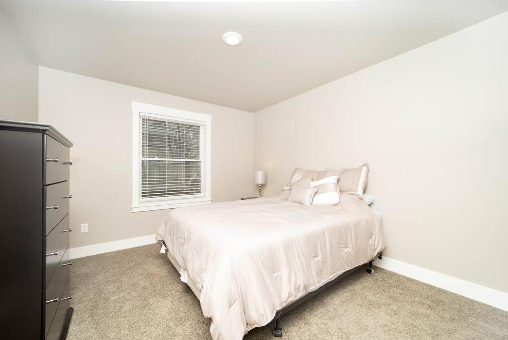 Photo of Bedroom in North Park