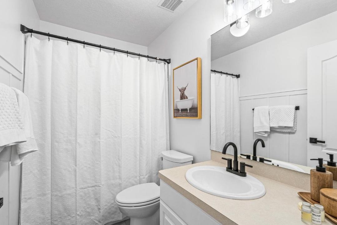 Photo of Bathroom in Logan