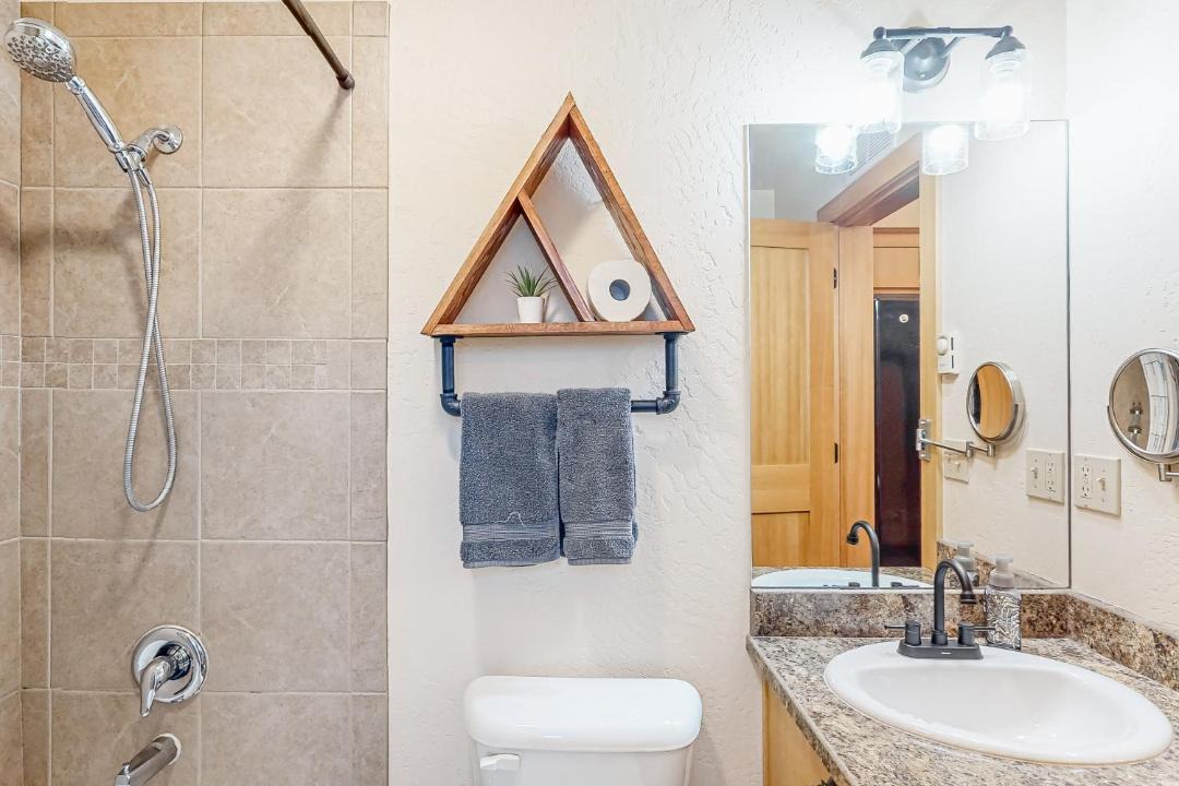 Photo of Bathroom in Dover Bay