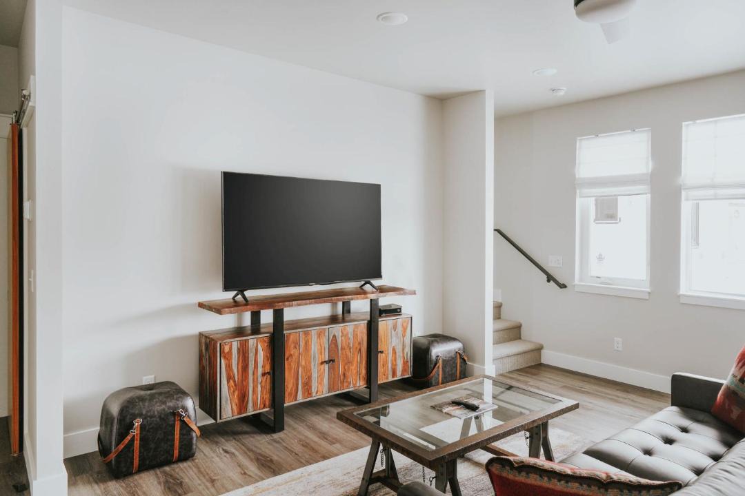 Photo of Livingroom in Four Corners