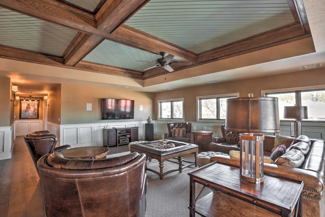 Photo of Livingroom in Sturgis