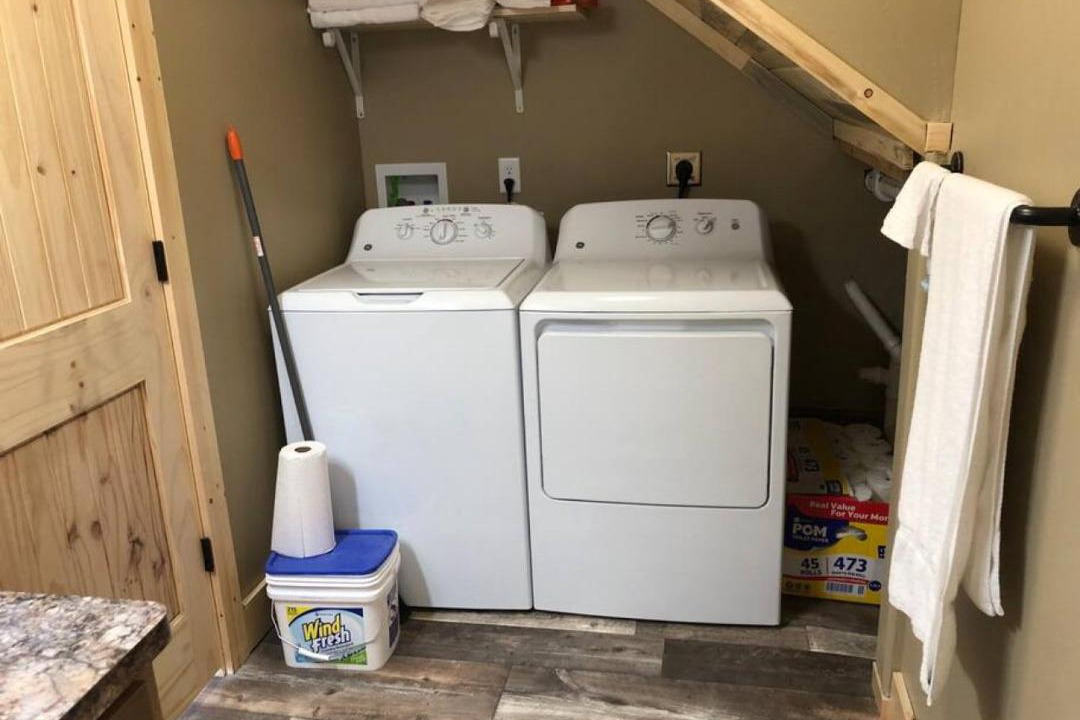 Photo of Bathroom in Island Park