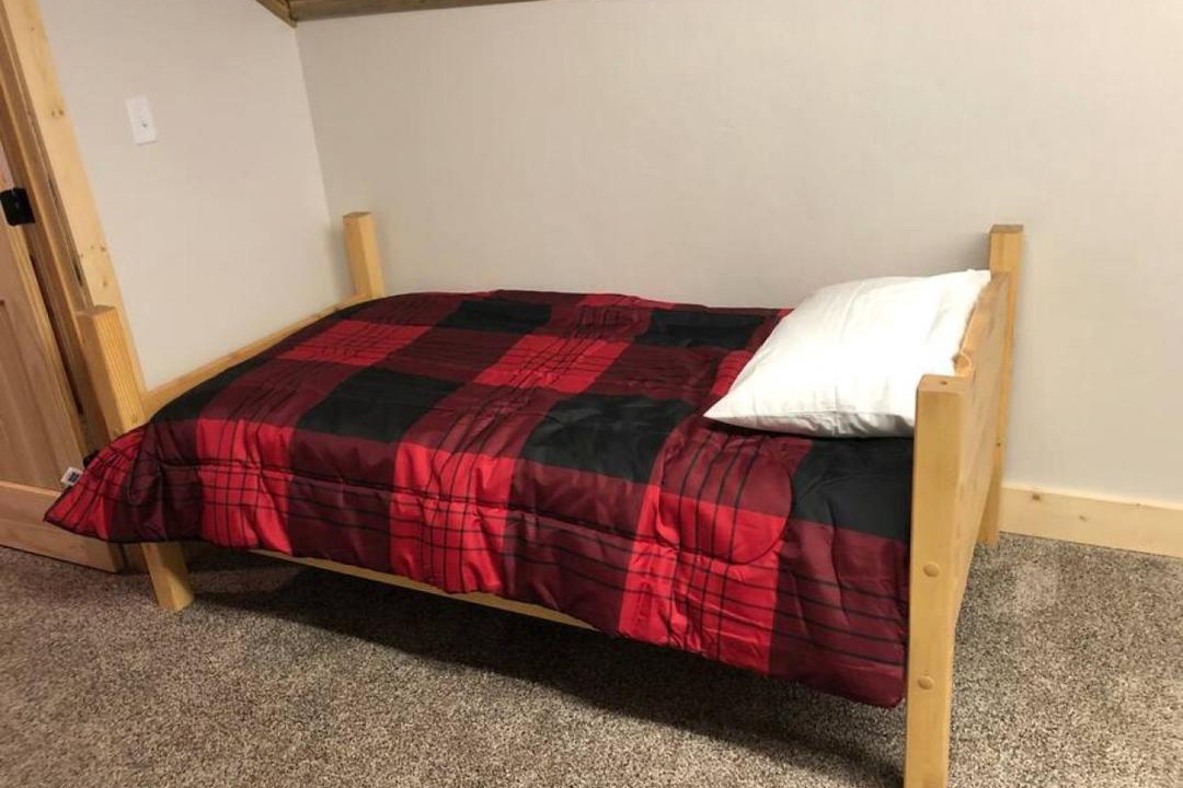 Photo of Bedroom in Island Park