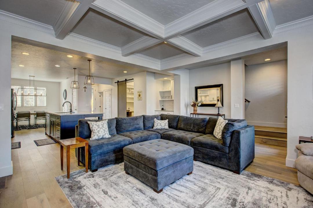Photo of Livingroom in Warm Springs