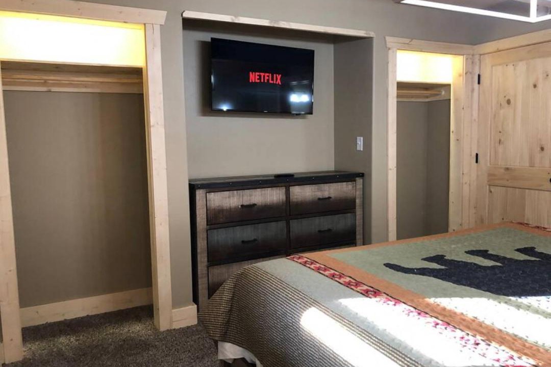 Photo of Bedroom in Island Park