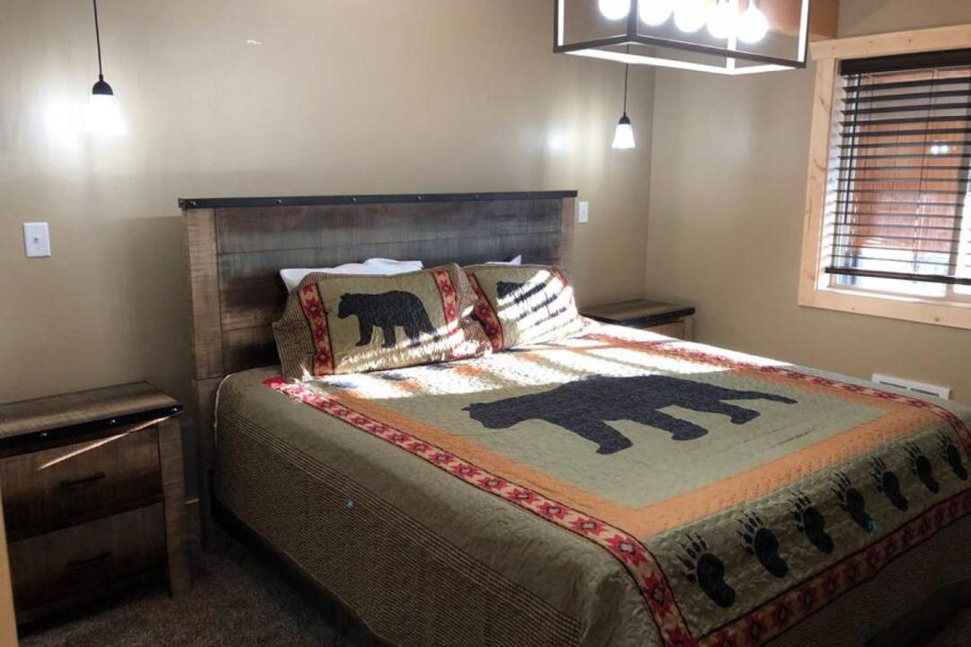 Photo of Bedroom in Island Park