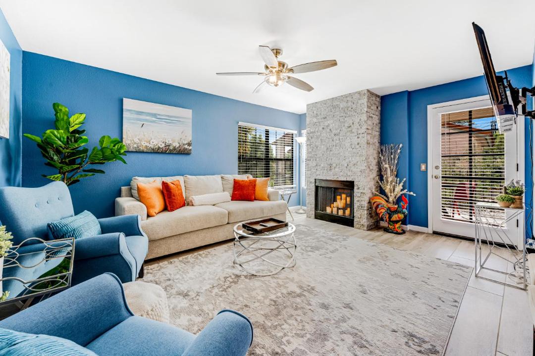 Photo of Livingroom in Tucson