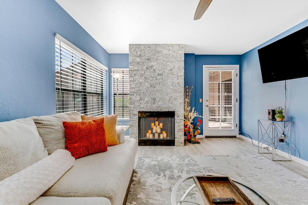 Photo of Livingroom in Tucson