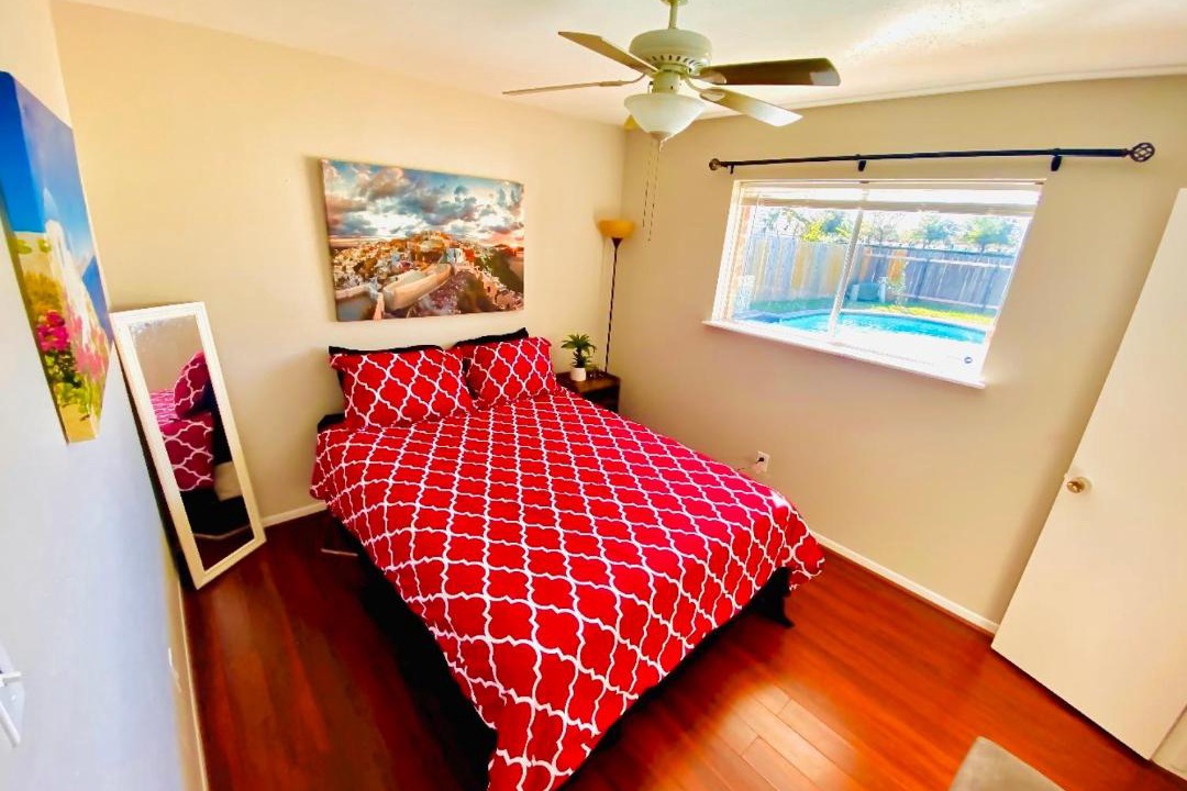 Photo of Bedroom in Southbelt/Ellington