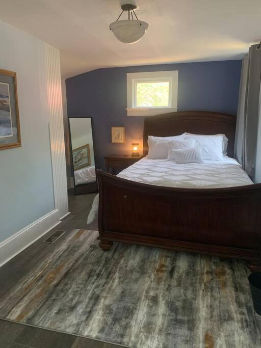 Photo of Bedroom in Helena