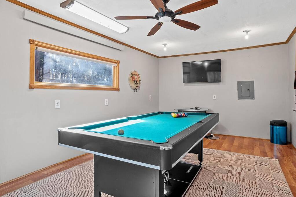Photo of Livingroom in Custer