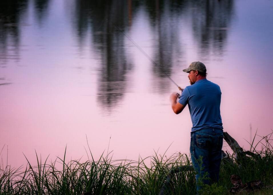 Photo of Human In Picture in Custer