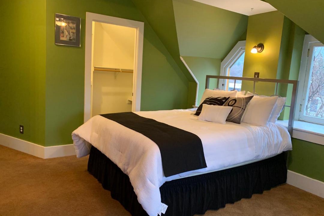 Photo of Bedroom in Helena