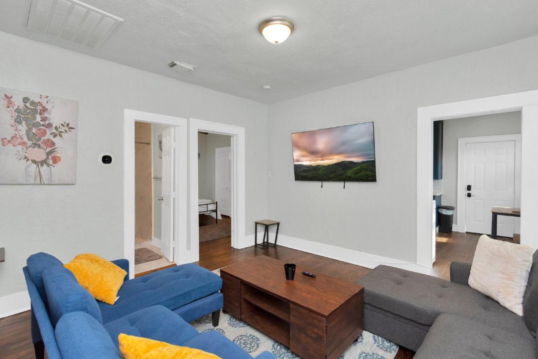 Photo of Livingroom in Dickinson