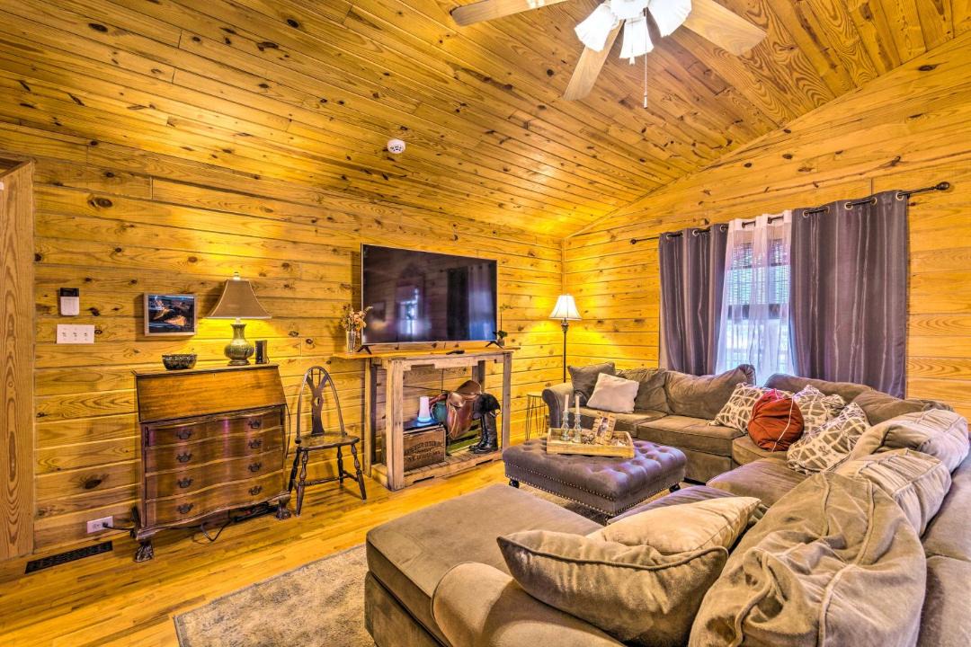 Photo of Livingroom in Cabot