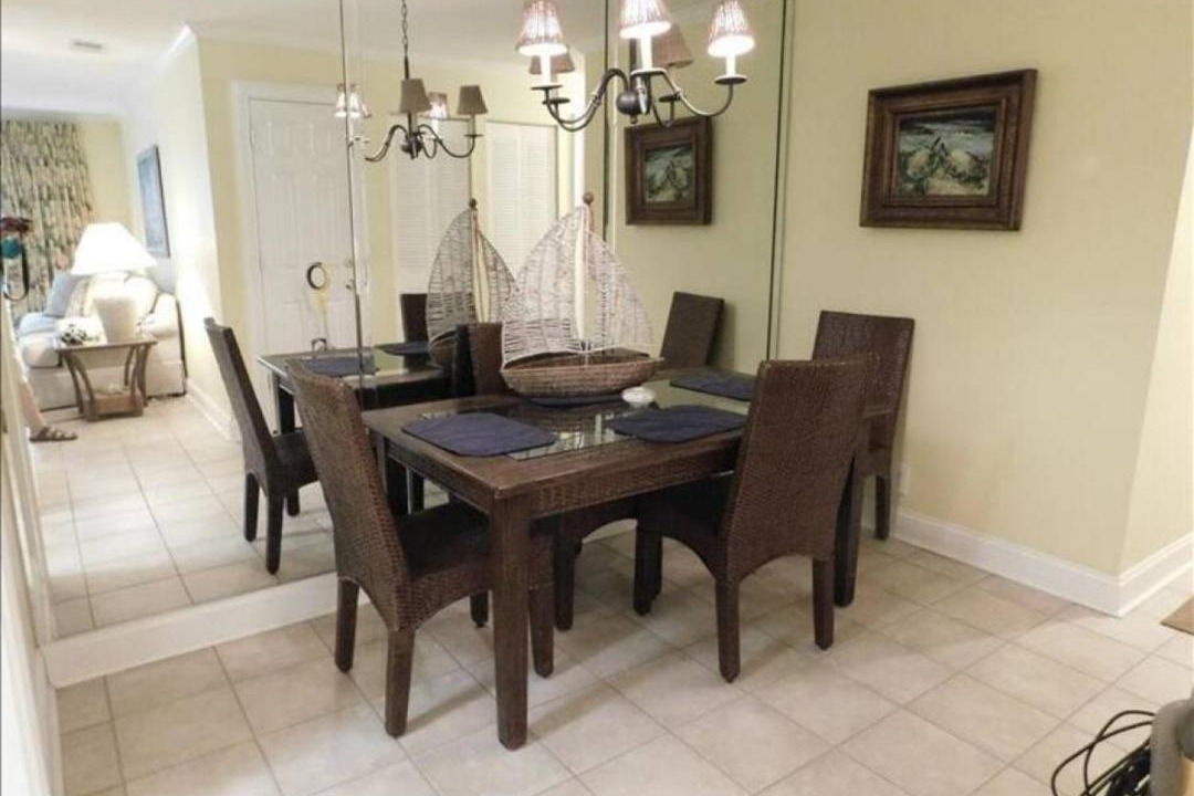 Photo of Livingroom in Demere Park