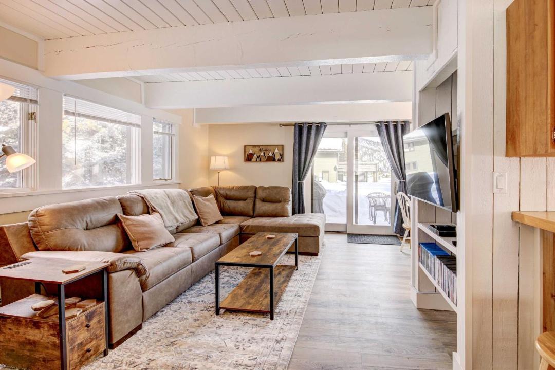 Photo of Livingroom in Big Sky Meadow Village