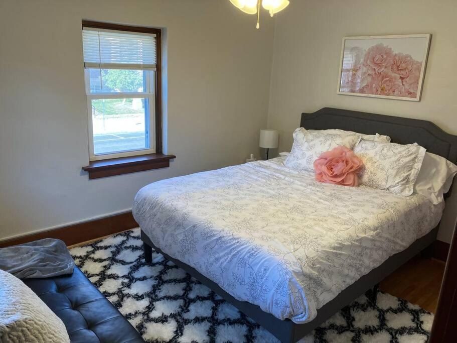 Photo of Bedroom in Marshall