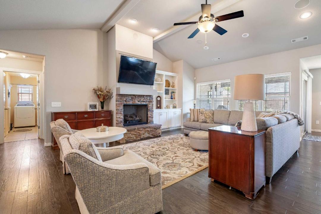 Photo of Livingroom in Bentonville - Fayetteville