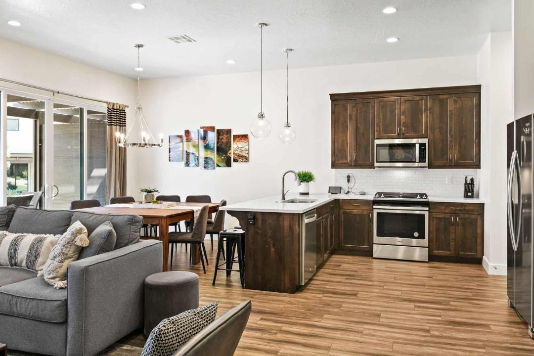 Photo of Livingroom in Washington County
