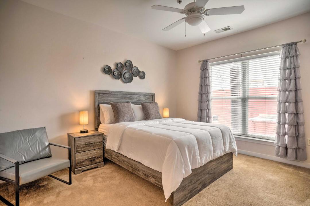 Photo of Bedroom in Pinch District