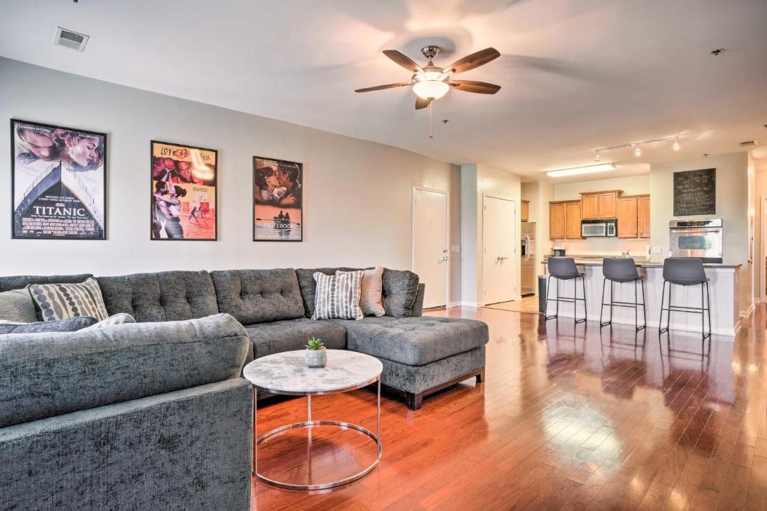 Photo of Livingroom in Pinch District