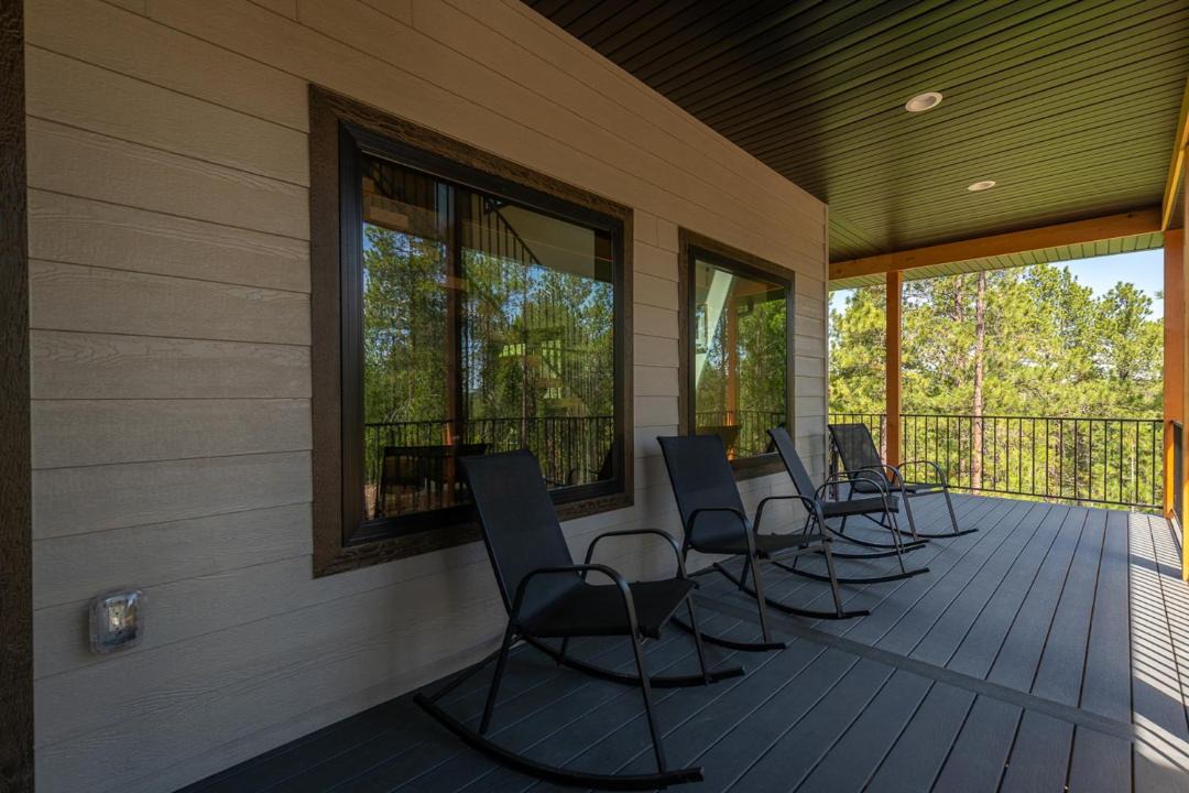 Photo of Patio Balcony in Deadwood