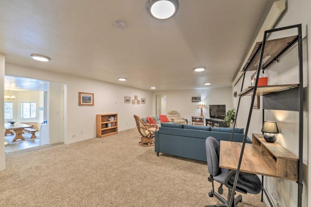 Photo of Livingroom in Star Valley Ranch