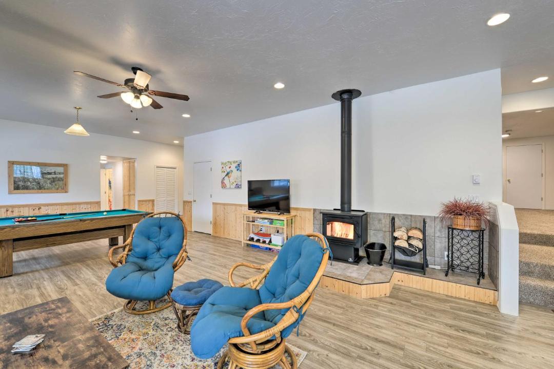 Photo of Livingroom in Star Valley Ranch