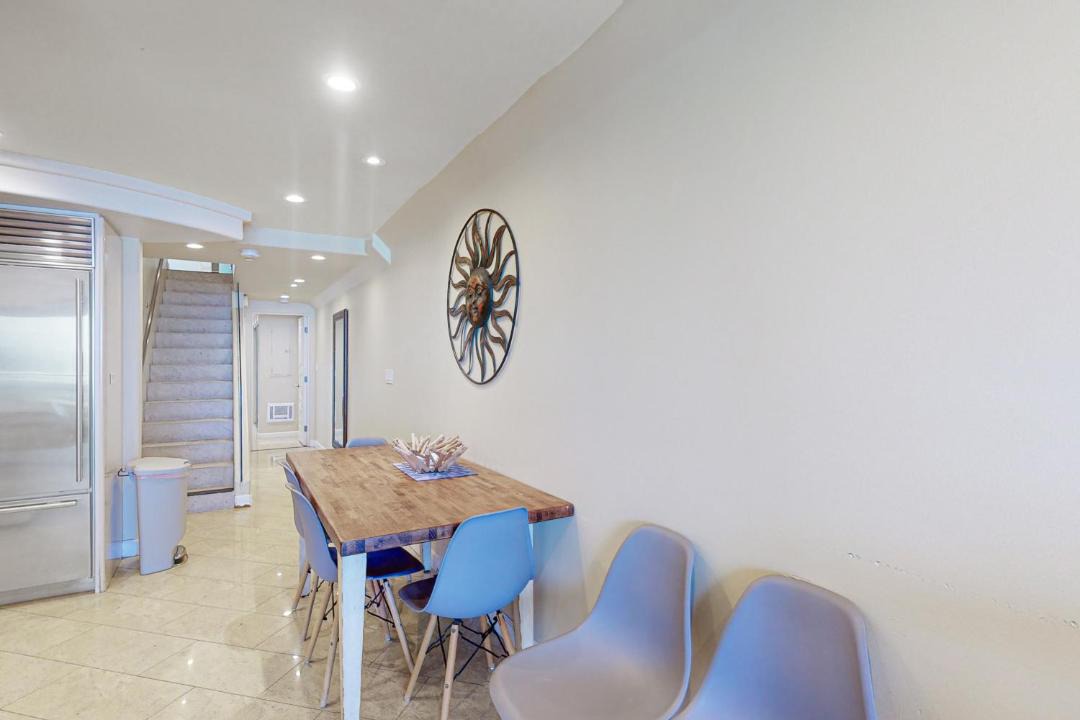 Photo of Livingroom in Mission Beach