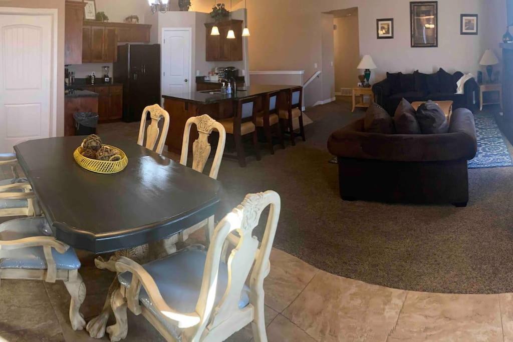 Photo of Livingroom in Tooele