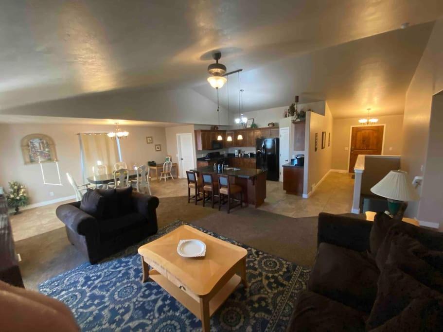 Photo of Livingroom in Tooele