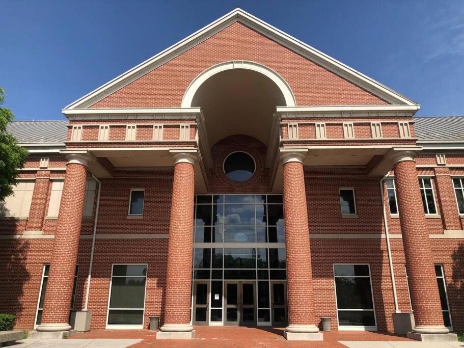 Photo of Buildings in Harrisburg - Hershey