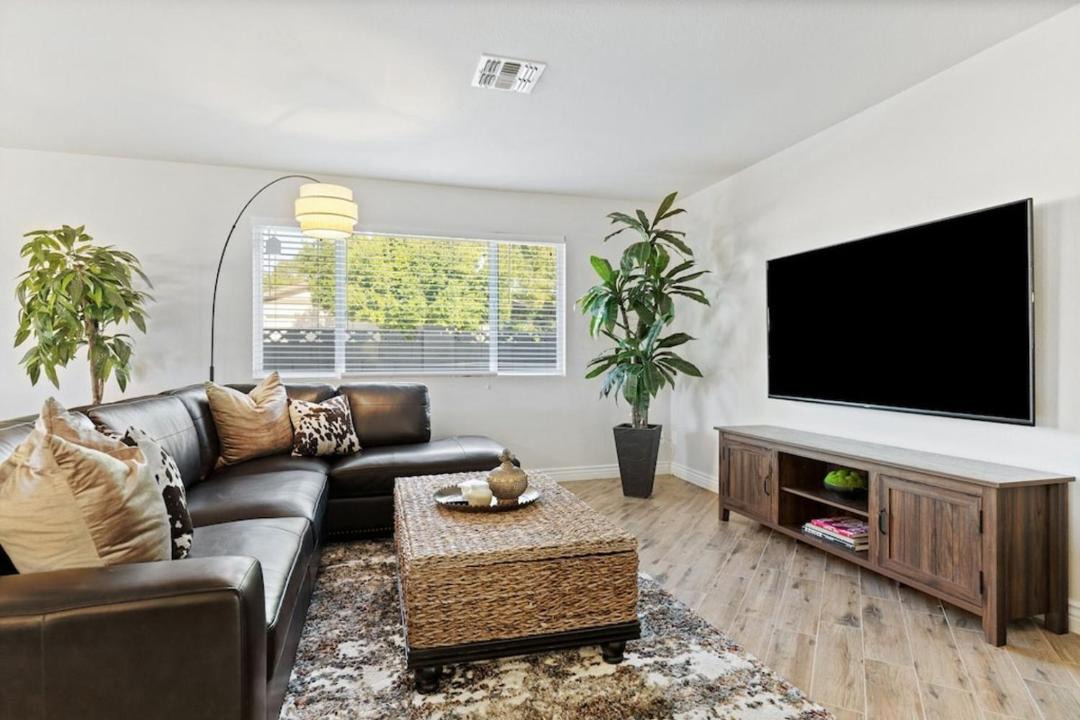 Photo of Livingroom in Heritage Heights