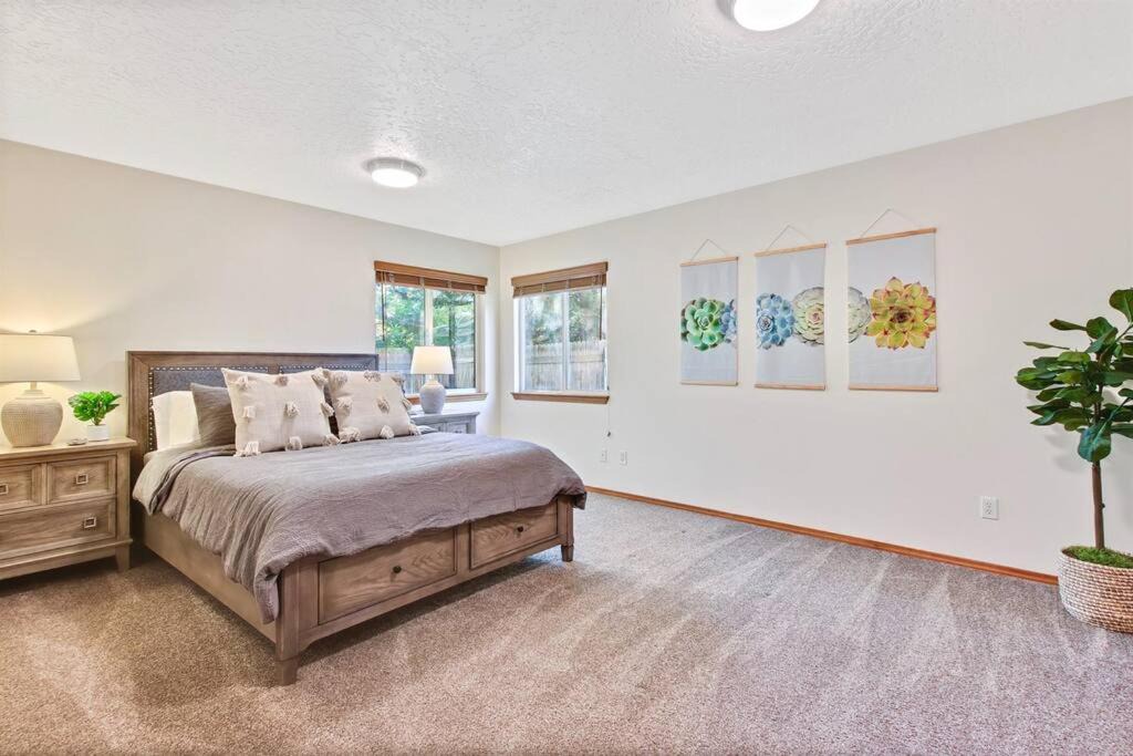 Photo of Bedroom in South Boise Village